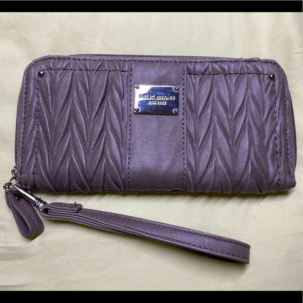 Grey Relic by Fossil Wallet